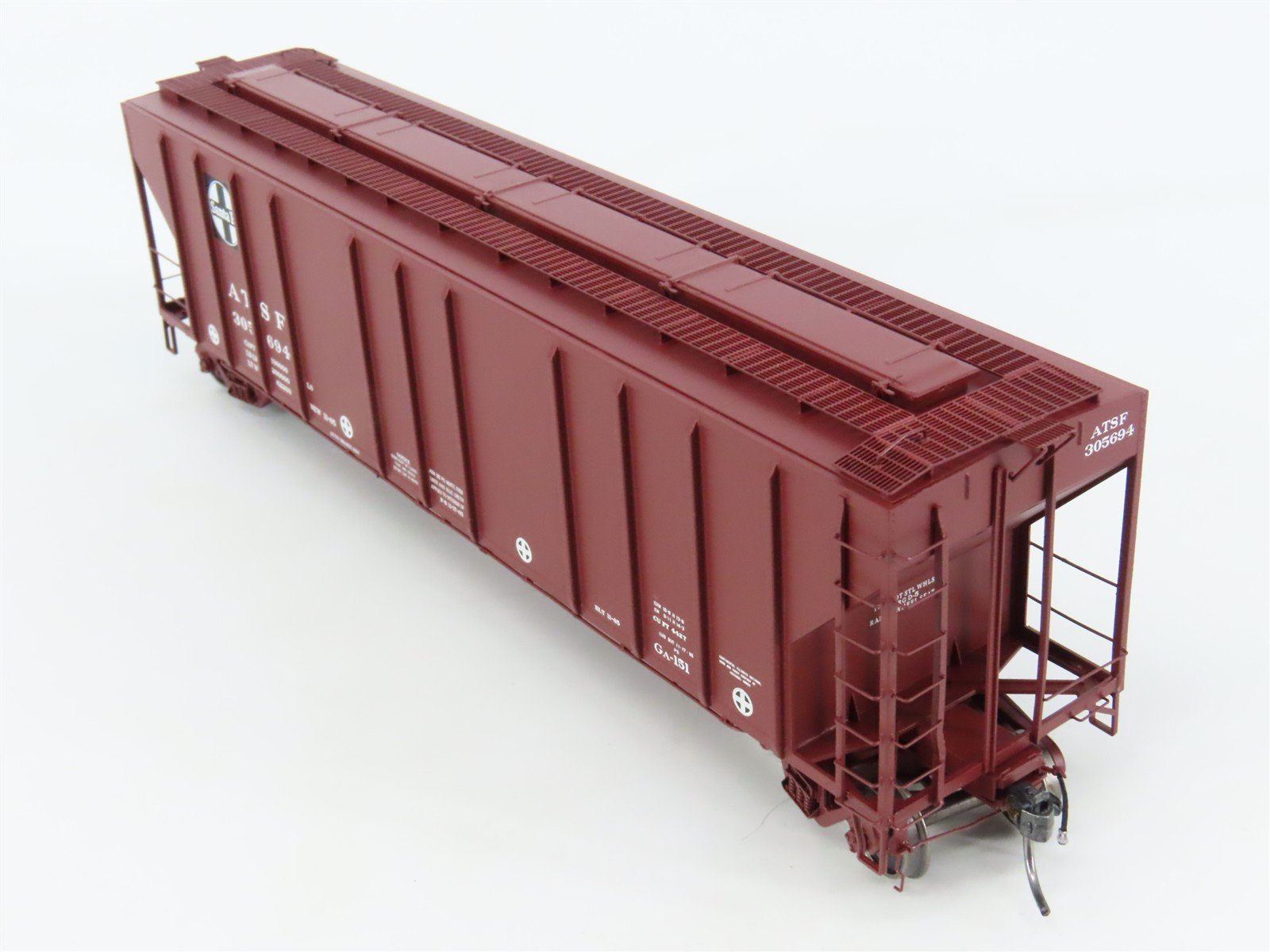 HO Scale ExactRail Platinum EP-80199-1 ATSF Santa Fe 3-Bay Hopper #305694