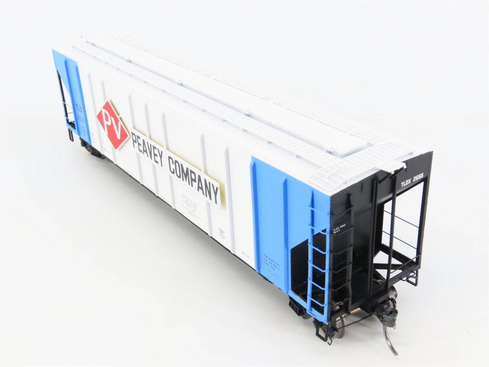 HO Scale ExactRail Platinum EP-80207-2 TLDX Peavey Company 3-Bay Hopper #2666