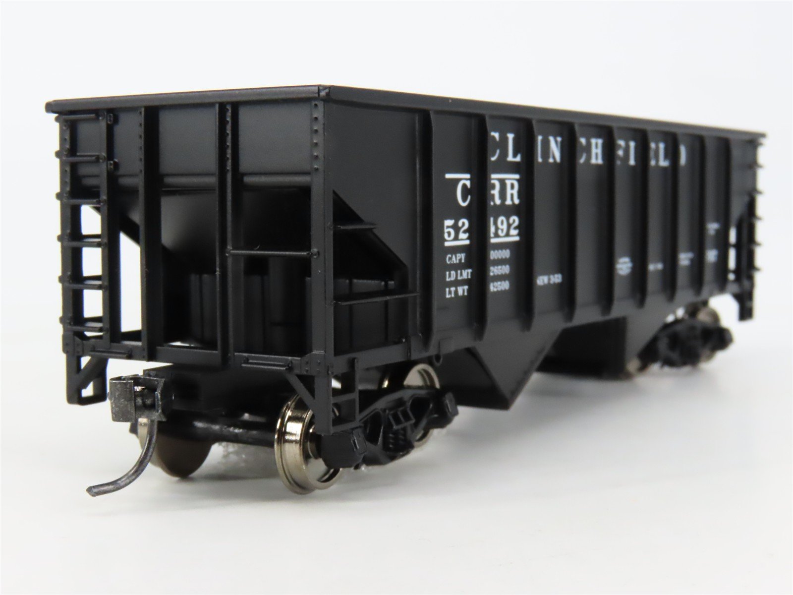 HO Scale Walthers Trainline 931-1840 CRR Clinchfield 2-Bay Open Hopper #52492