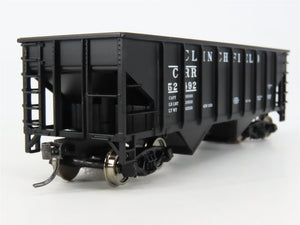 HO Scale Walthers Trainline 931-1840 CRR Clinchfield 2-Bay Open Hopper #52492