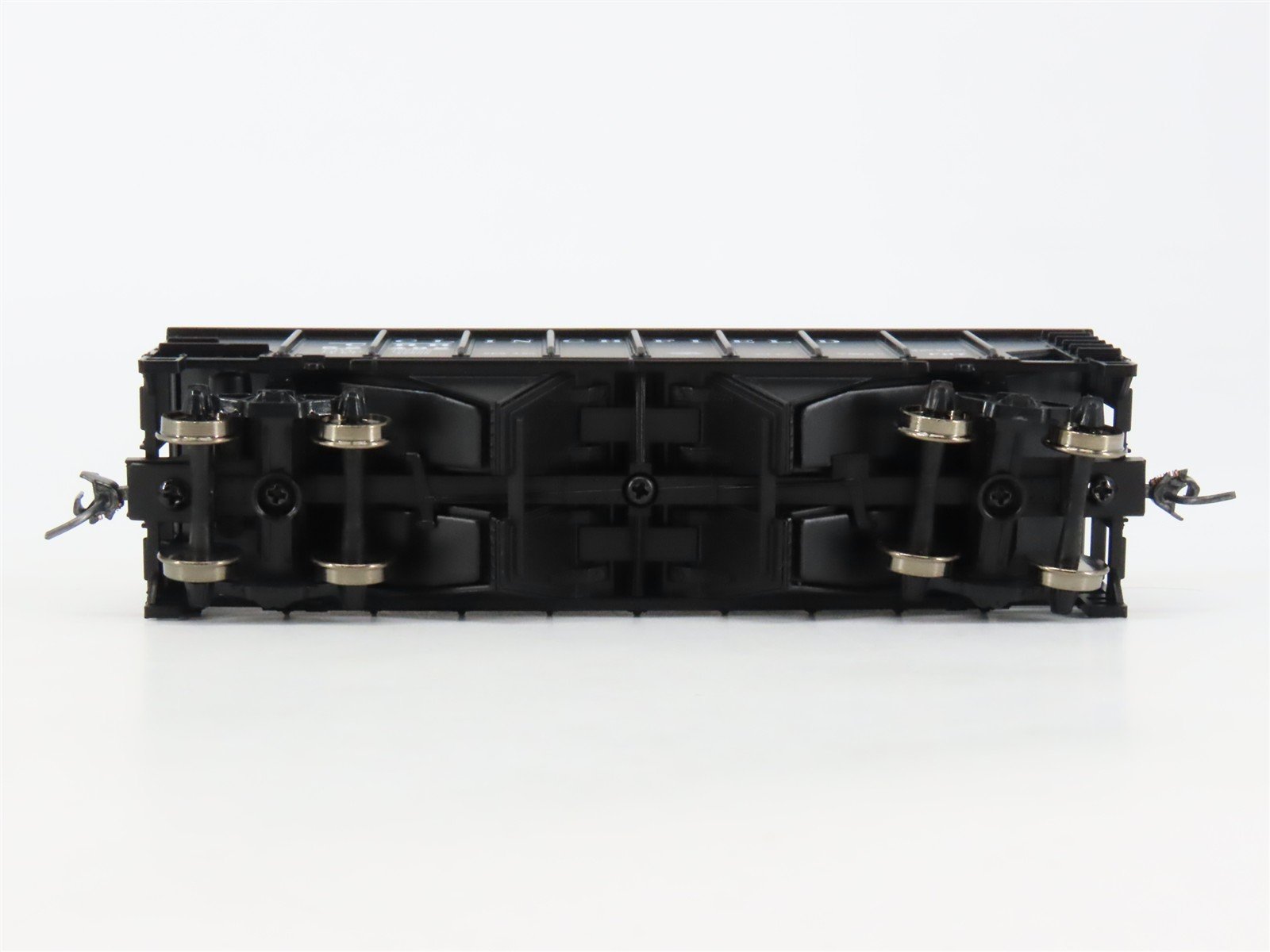 HO Scale Walthers Trainline 931-1840 CRR Clinchfield 2-Bay Open Hopper #52492