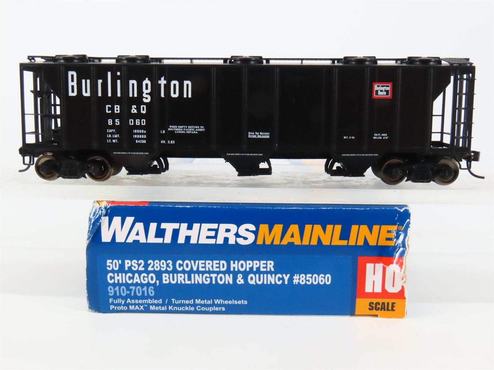 HO Scale Walthers Mainline 910-7016 CB&Q Burlington Route 3-Bay Hopper #85060