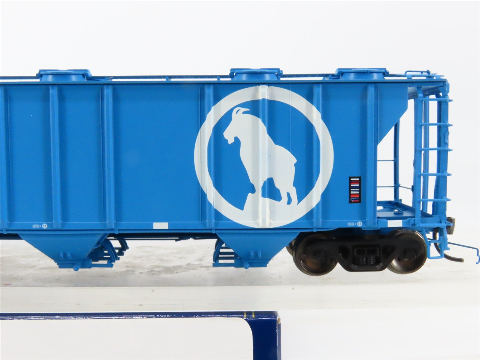 HO Scale Athearn Genesis ATHG73605 GN Big Sky Blue 3-Bay Covered Hopper #71971