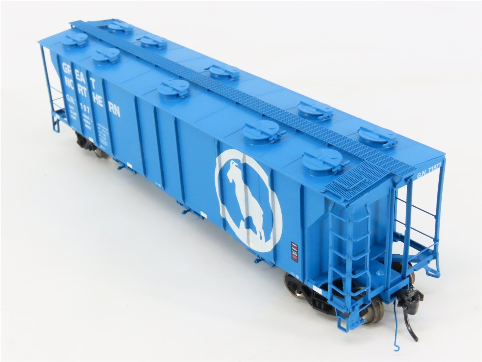 HO Scale Athearn Genesis ATHG73605 GN Big Sky Blue 3-Bay Covered Hopper #71971