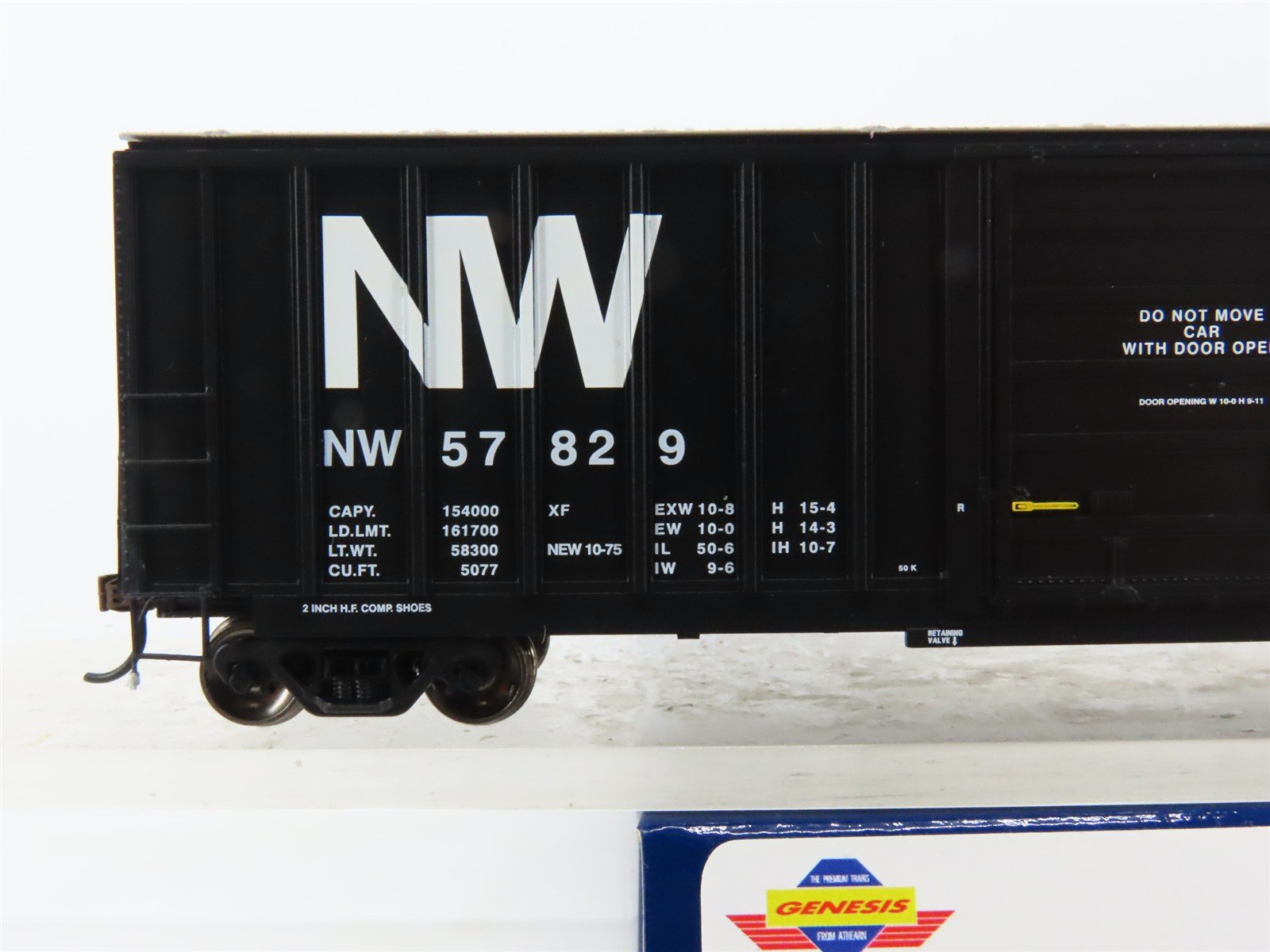 HO Scale Athearn Genesis ATHG26864 NW Norfolk & Western 50' Box Car #57829