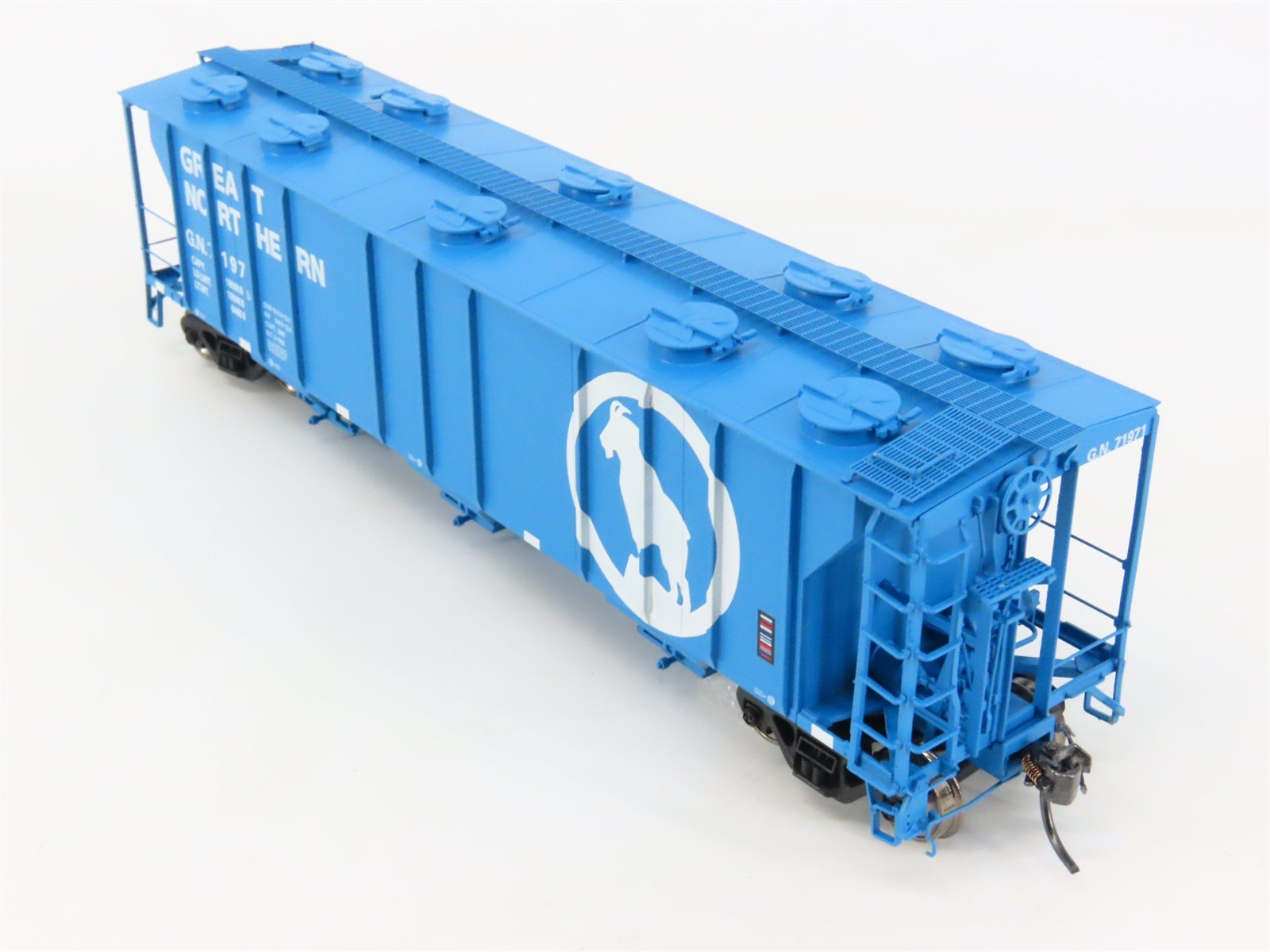 HO Scale Athearn Genesis ATHG73605 GN Big Sky Blue 3-Bay Covered Hopper #71971