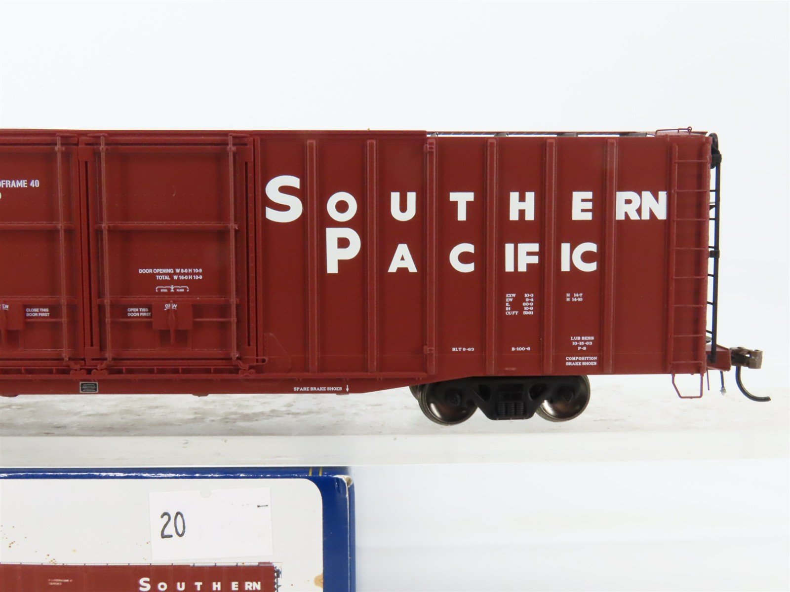 HO Scale Athearn Genesis ATHG75915 SP Southern Pacific 60' Box Car #621105