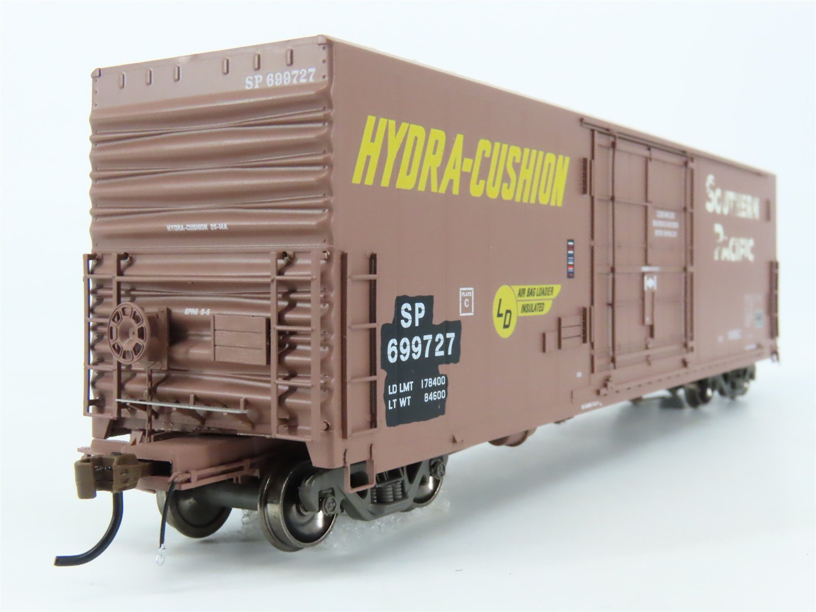 HO Scale Athearn Genesis ATHG26831 SP Southern Pacific 50' Box Car #699727