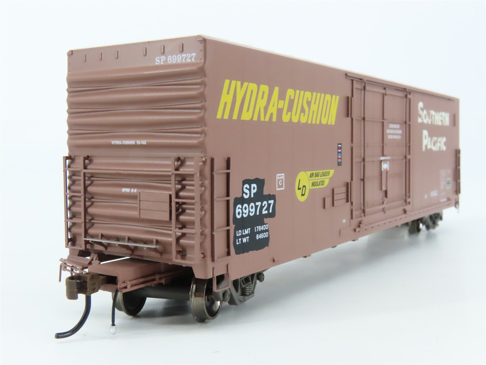 HO Scale Athearn Genesis ATHG26831 SP Southern Pacific 50' Box Car #699727