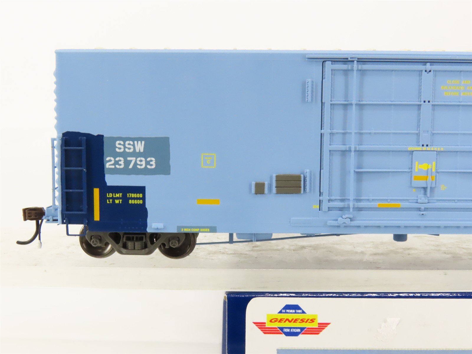 HO Scale Athearn Genesis ATHG26844 SSW Golden West Service 50' Box Car #23793