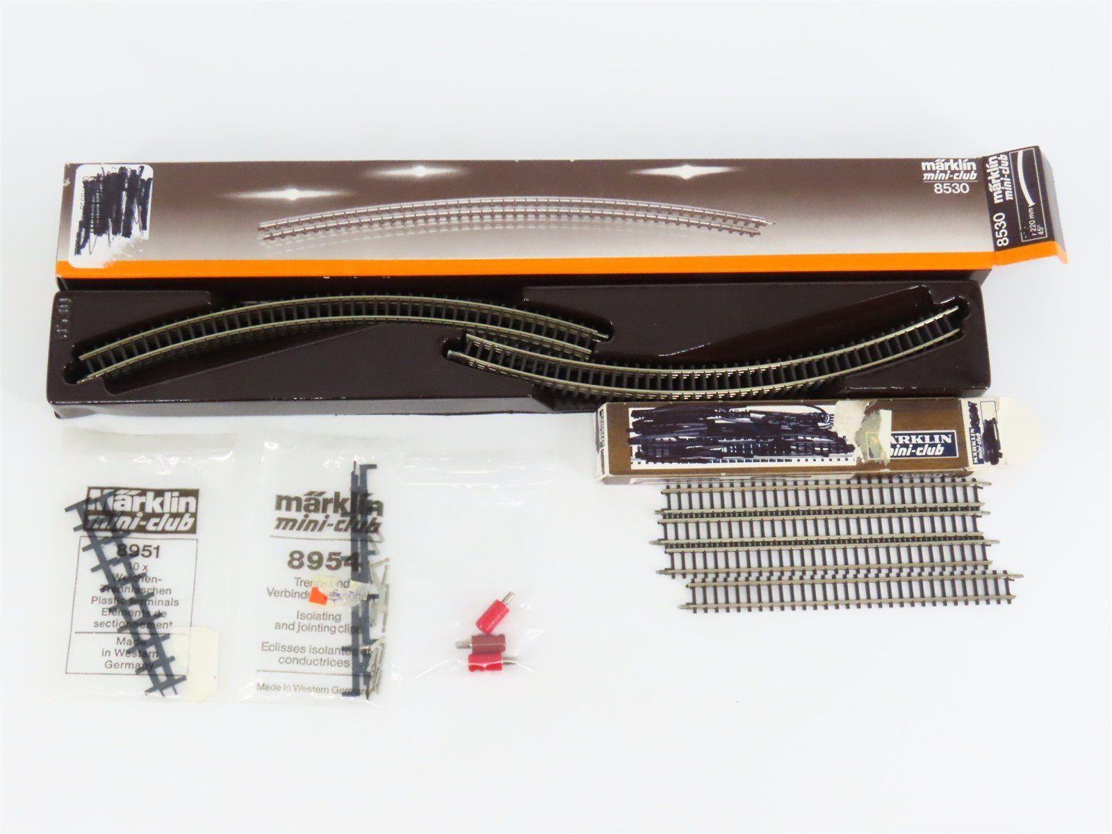LOT of 12 Z Scale Marklin Mini-Club Straight & Curved Track Sections
