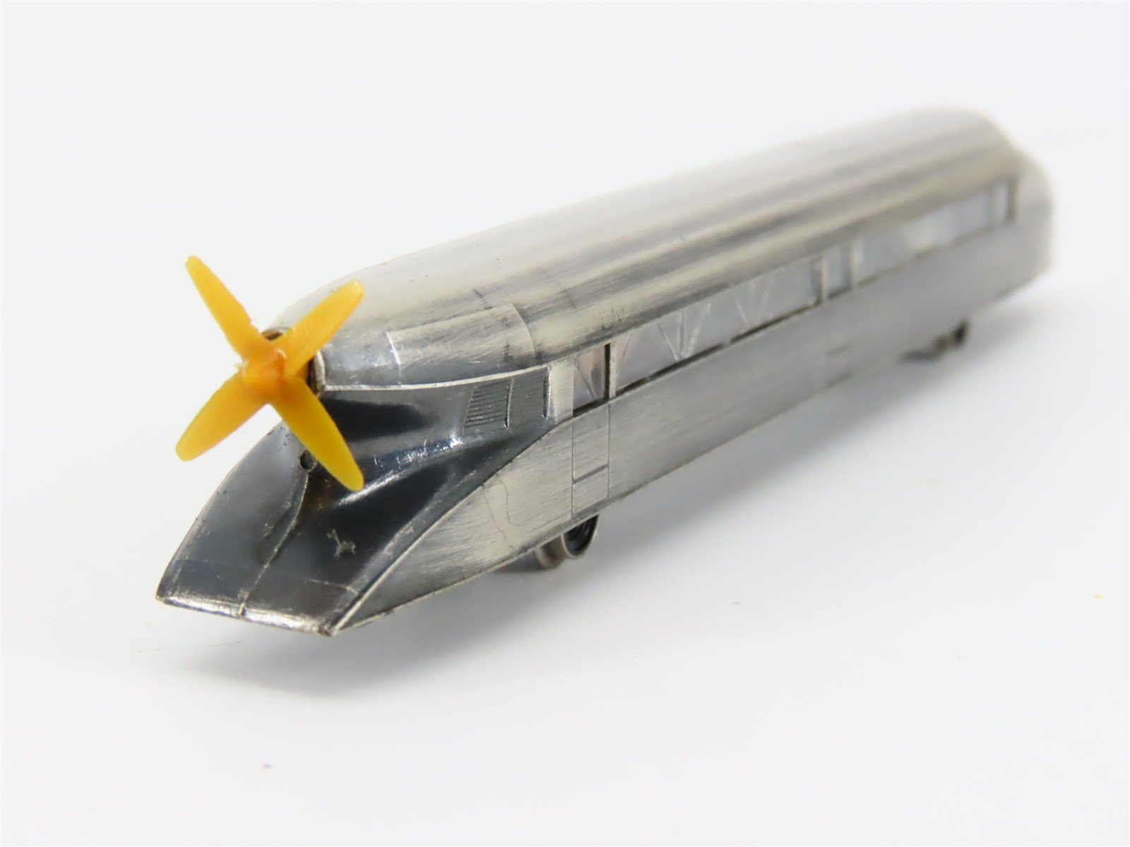 Z Scale Marklin Mini-Club 8876 Schienenzeppelin Rail Zeppelin Locomotive