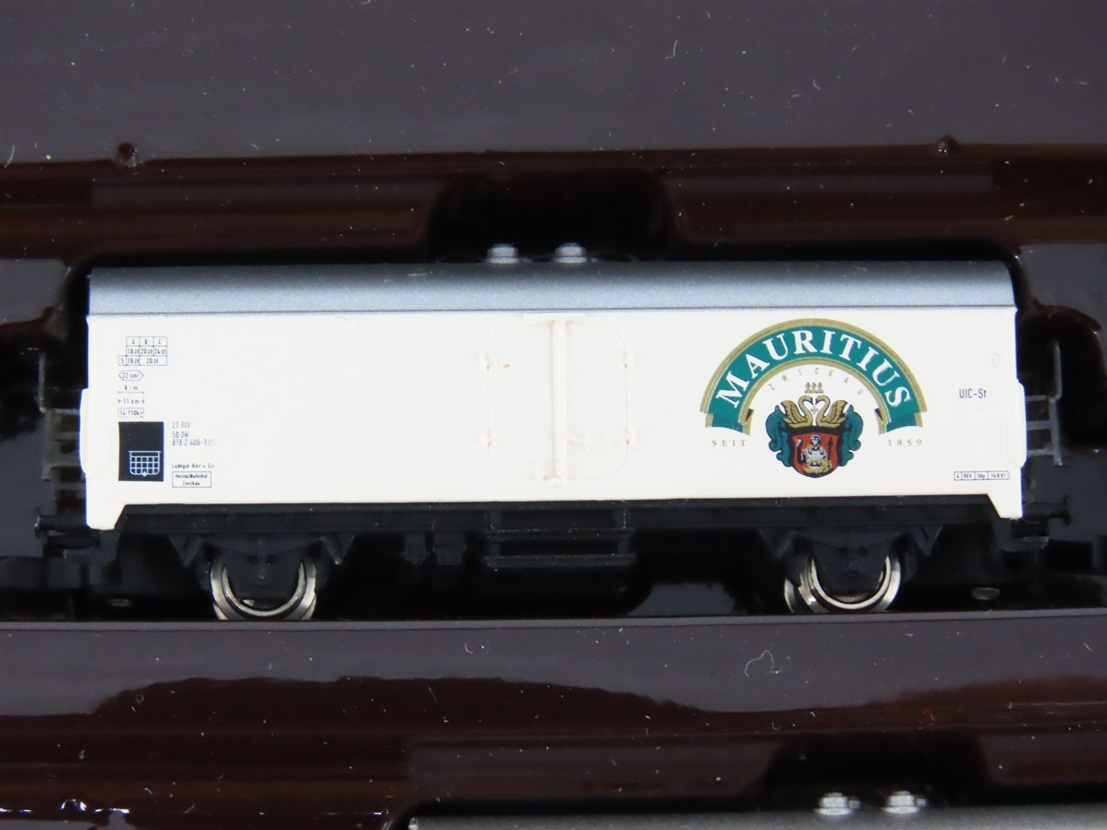 Z Scale Marklin Mini-Club 8208 European Beer Reefers 4-Car Set