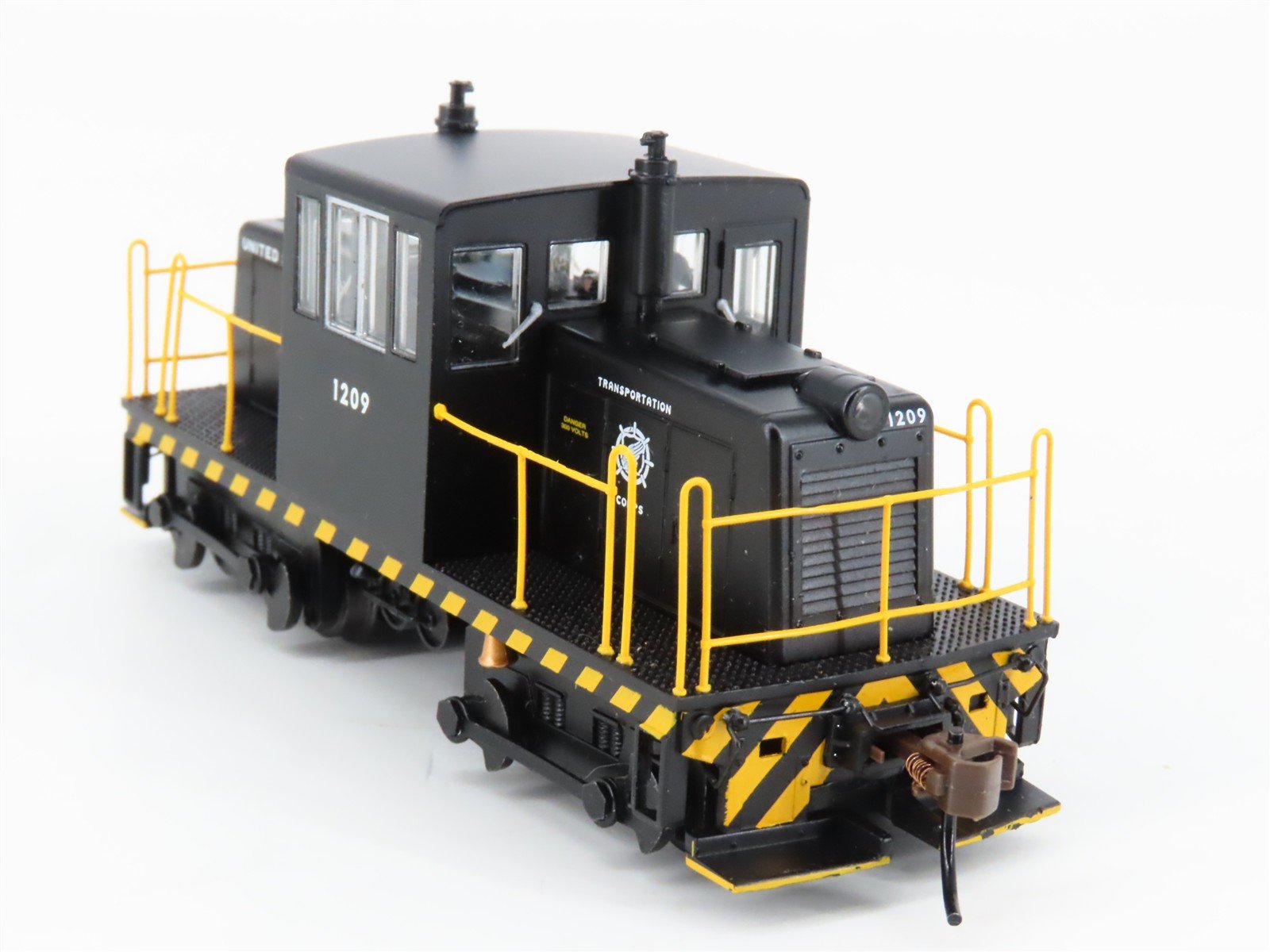 HO Scale Bachmann 85206 US Army GE 45-Ton Diesel Switcher #1209 w/ DCC