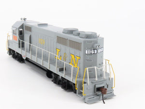 HO Scale Athearn L&N Louisville & Nashville GP35 Diesel #1109 - UNPOWERED