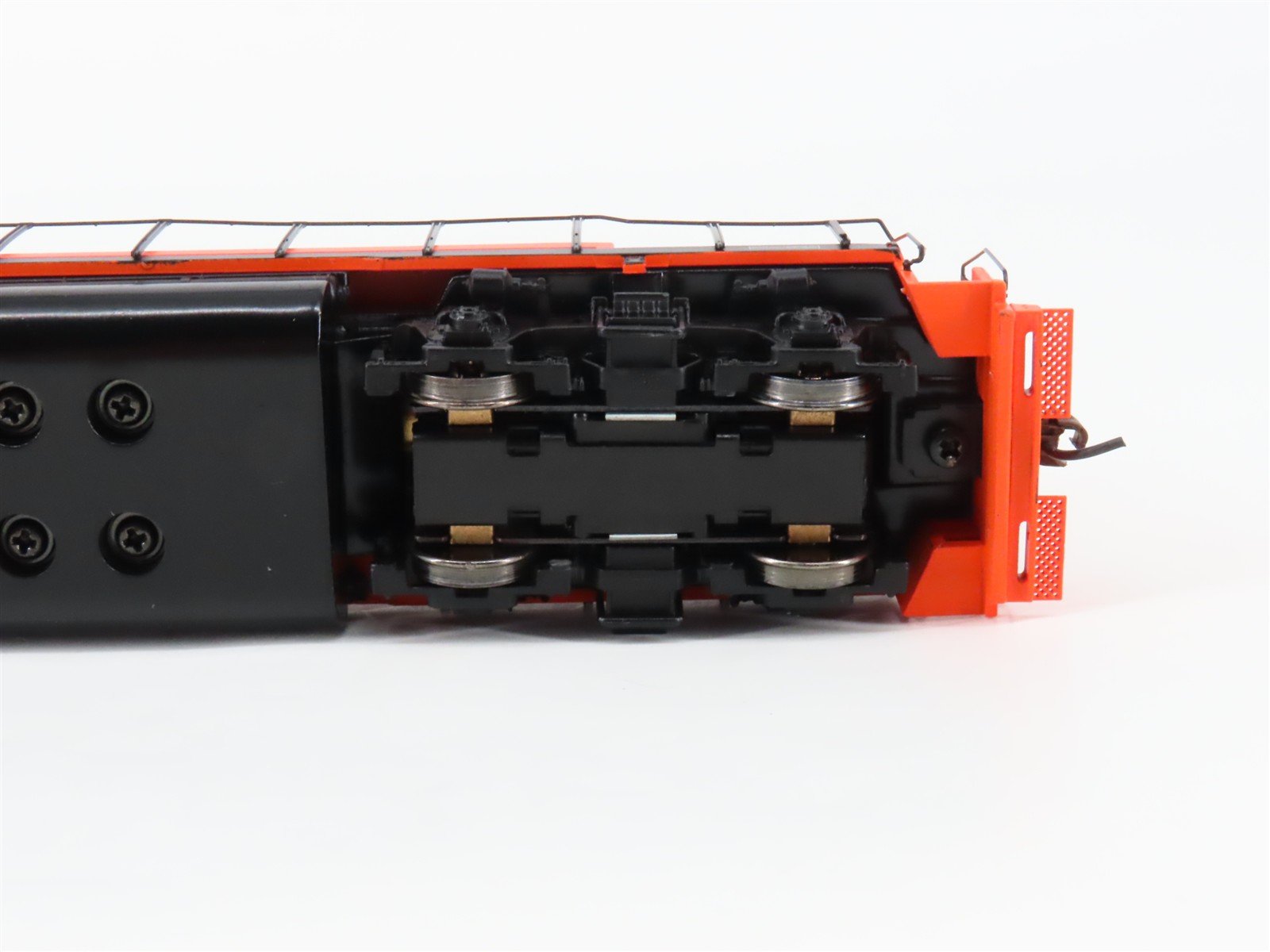 HO Athearn 91738 DT&I Detroit Toledo & Ironton GP35 Diesel #350 - DCC Ready