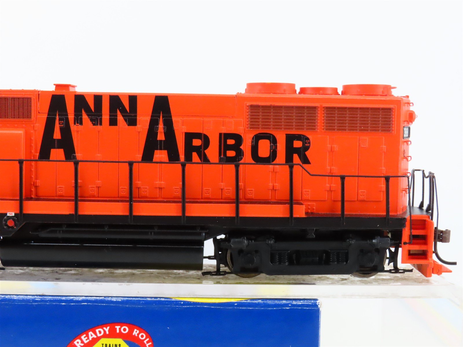 HO Scale Athearn 91749 AA Ann Arbor EMD GP35 Diesel Locomotive #388 - DCC Ready
