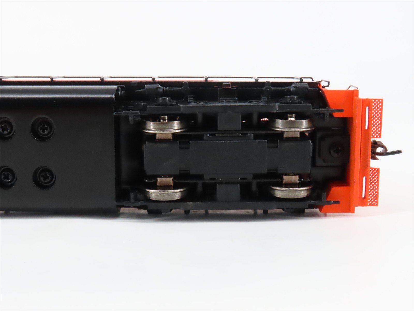 HO Scale Athearn 91749 AA Ann Arbor EMD GP35 Diesel Locomotive #388 - DCC Ready