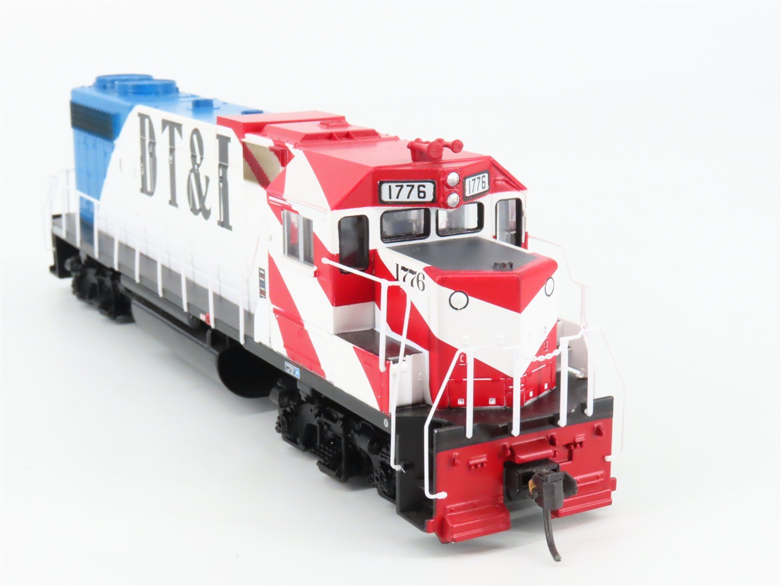 HO Scale Athearn 79983 DT&I 