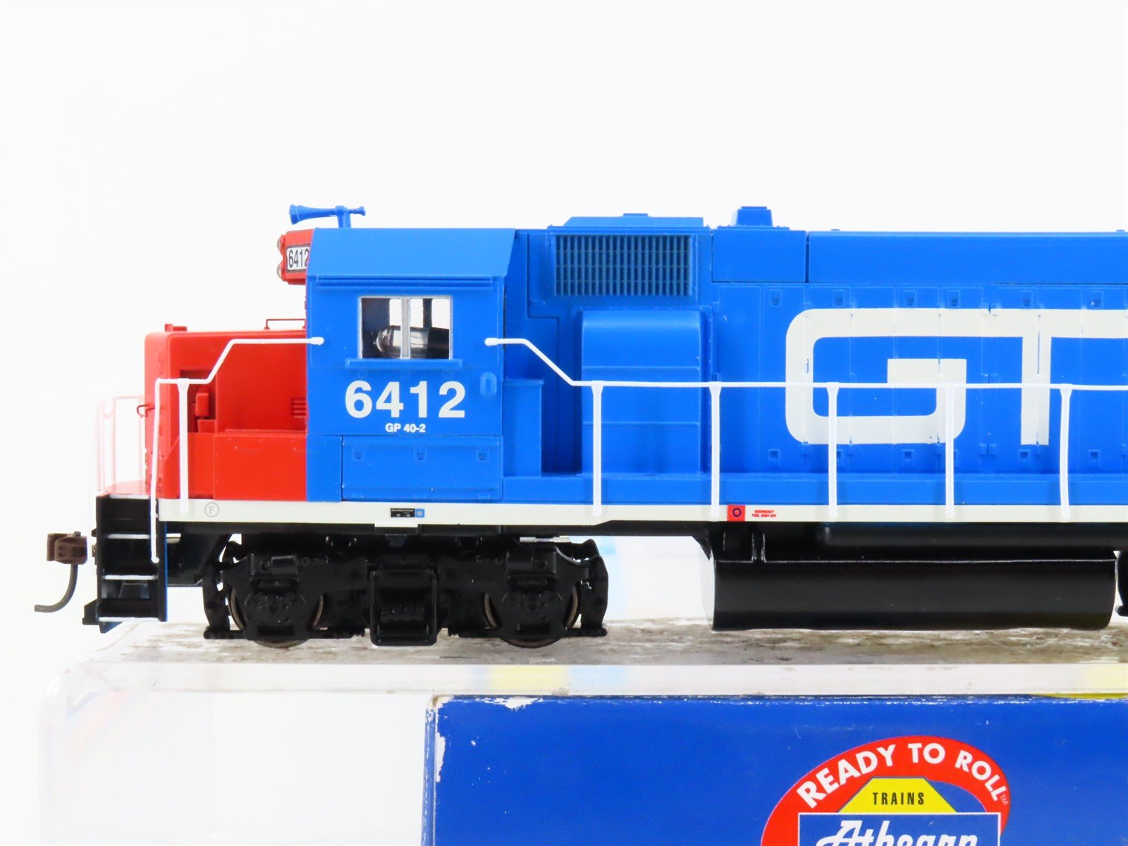 HO Scale Athearn 79896 GTW Grand Trunk Western EMD GP40-2 Diesel #6412