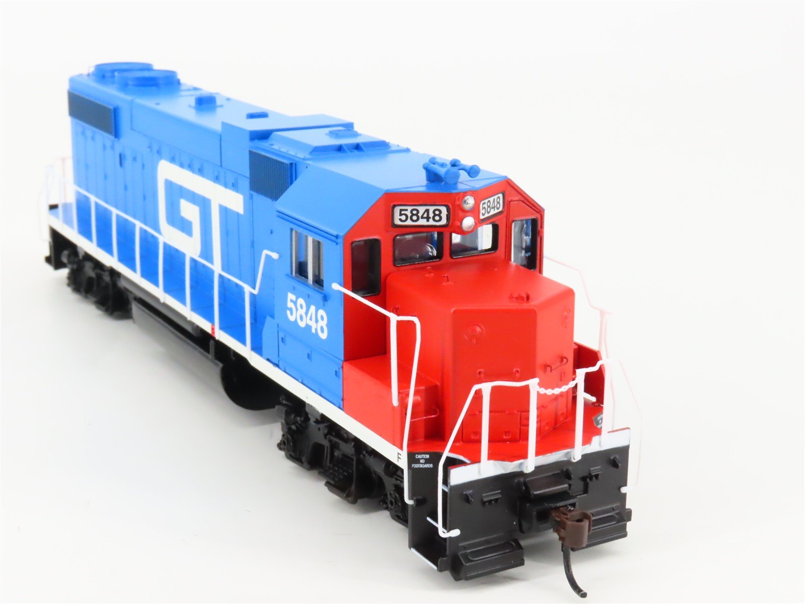 HO Scale Athearn 78925 GTW Grand Trunk Western EMD GP38-2 Diesel #5848