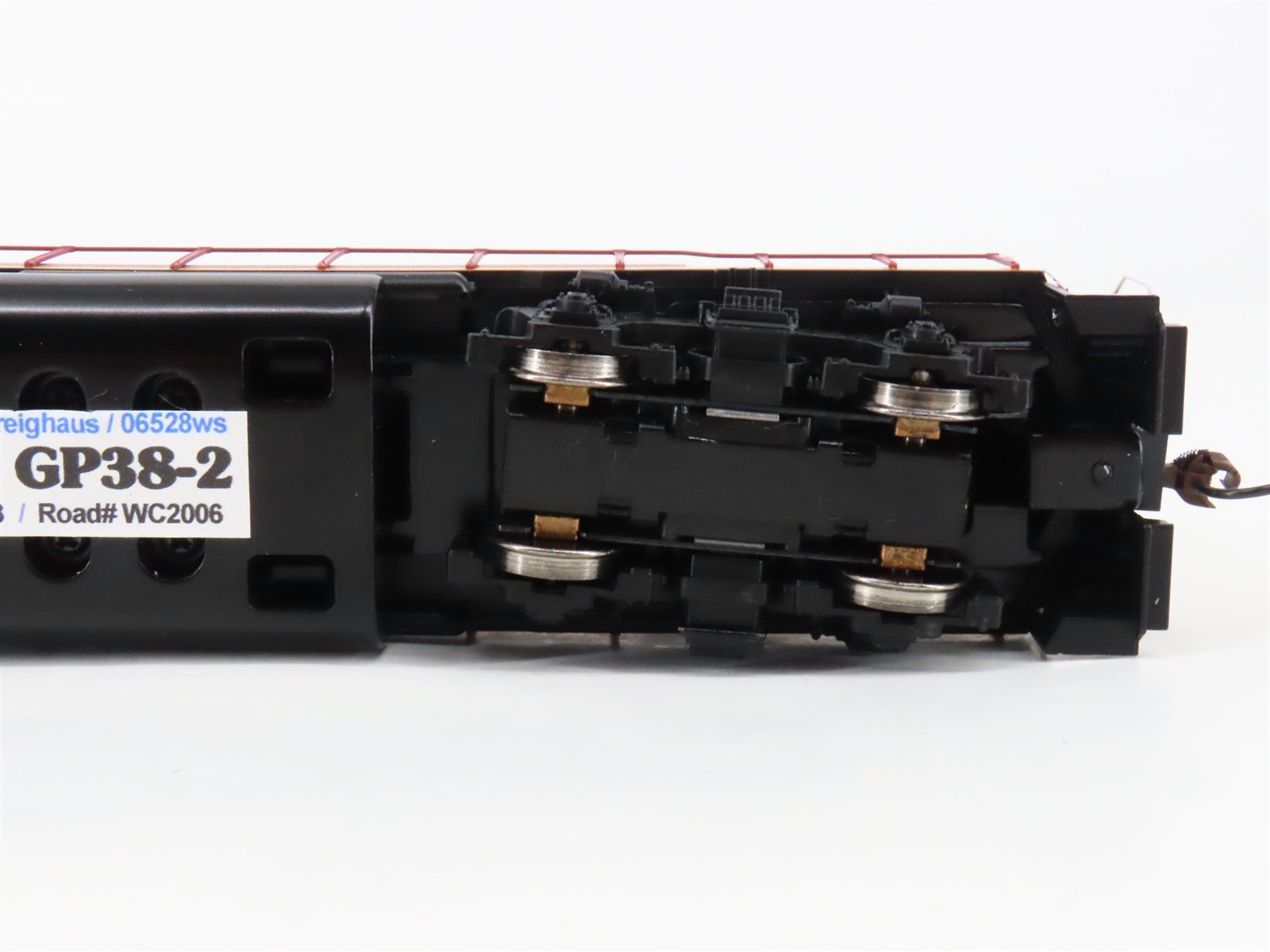 HO Scale Athearn 79993 WC Wisconsin Central EMD GP38-2 Diesel Locomotive #2006