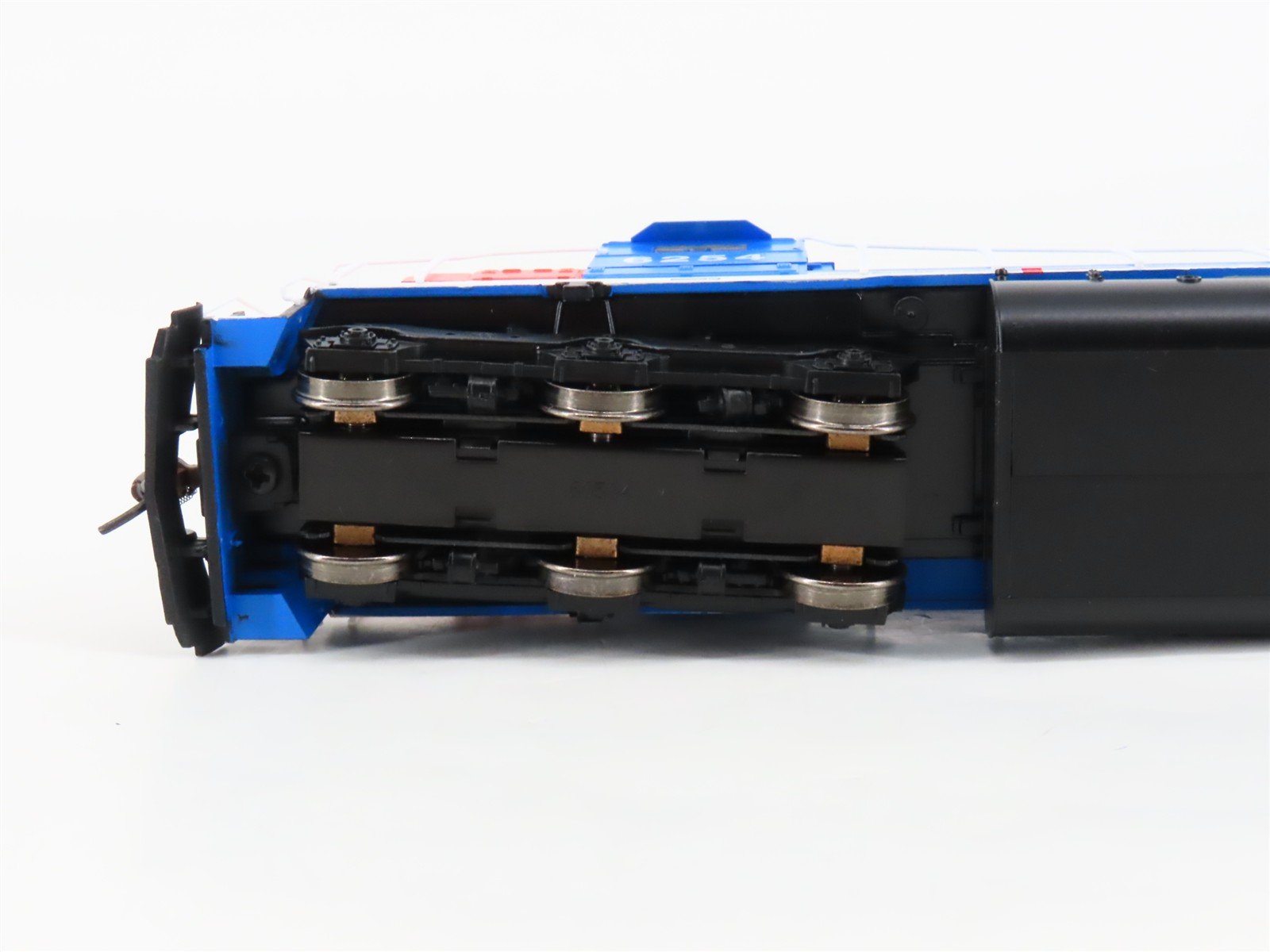 HO Scale Athearn 93518 GTW Grand Trunk Western EMD SD38 Diesel #6254 - DCC Ready