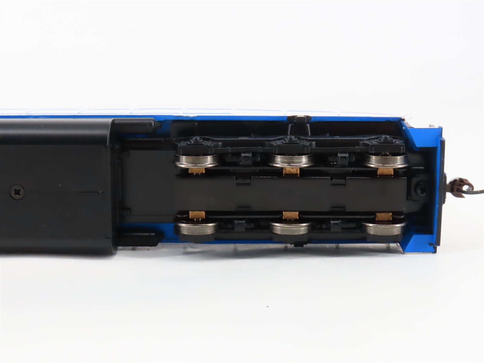 HO Scale Athearn 93518 GTW Grand Trunk Western EMD SD38 Diesel #6254 - DCC Ready
