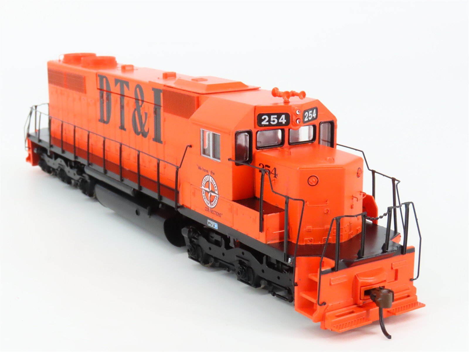 HO Athearn 93506 DT&I Detroit Toledo & Ironton EMD SD38 Diesel #254 - DCC Ready