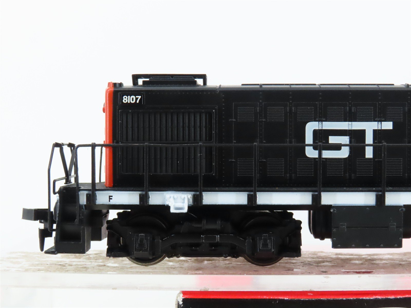 HO Scale Atlas 8708 GTW Grand Trunk Western ALCO S-2 Diesel Switcher #8107