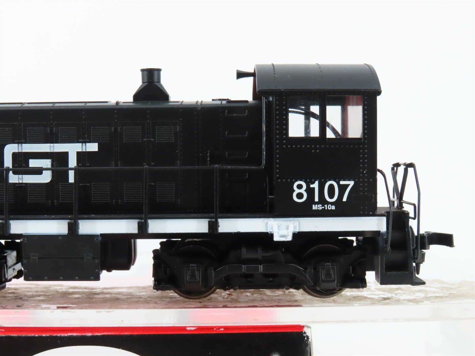 HO Scale Atlas 8708 GTW Grand Trunk Western ALCO S-2 Diesel Switcher #8107