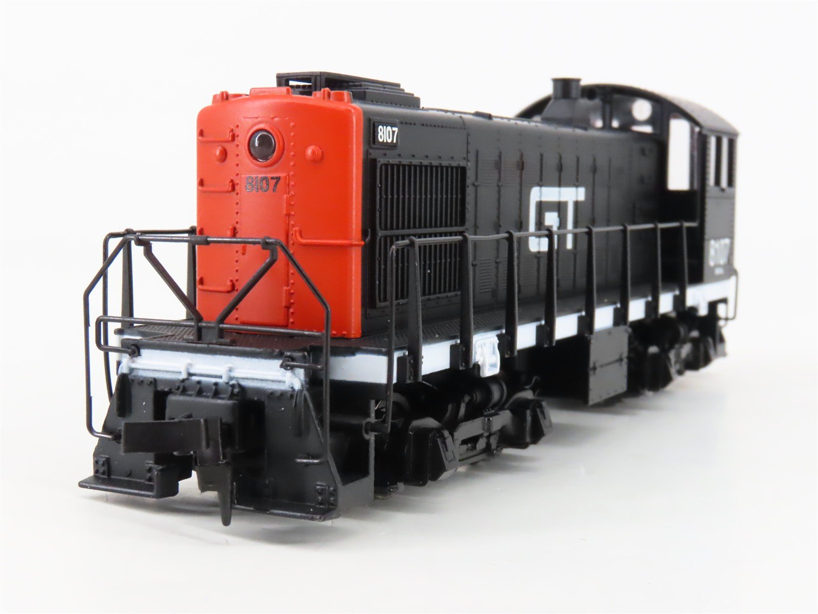 HO Scale Atlas 8708 GTW Grand Trunk Western ALCO S-2 Diesel Switcher #8107
