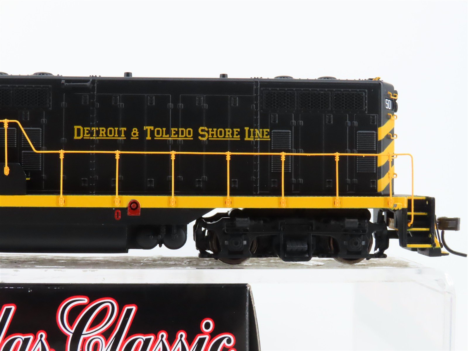 HO Scale Atlas Classic 20000220 DTS EMD GP7 Diesel Locomotive #50 - DCC Ready