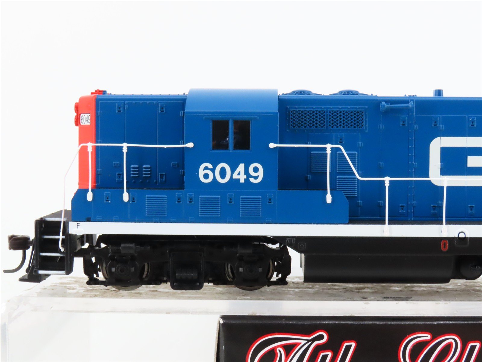 HO Scale Atlas Classic 8362 GTW Grand Trunk Western GP7 Diesel #6049 - DCC Ready