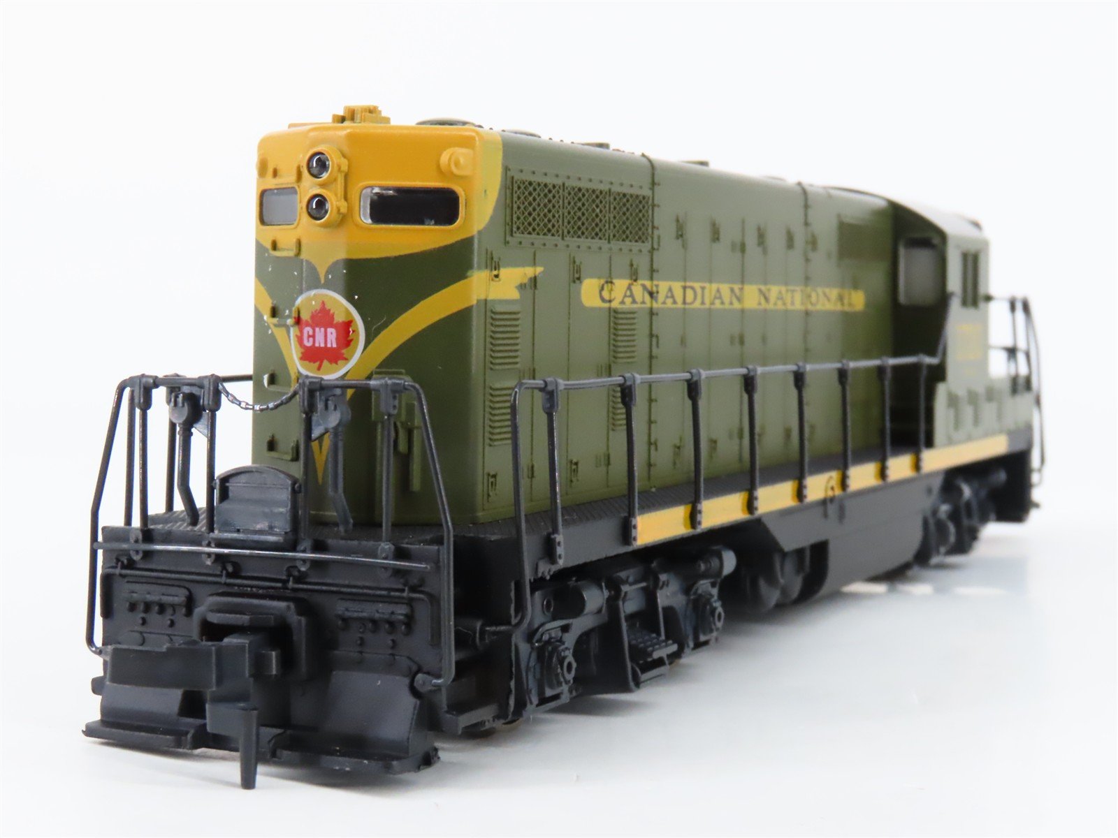 HO Scale Atlas/KATO 8228 CN Canadian National EMD GP7 Diesel Locomotive #1720