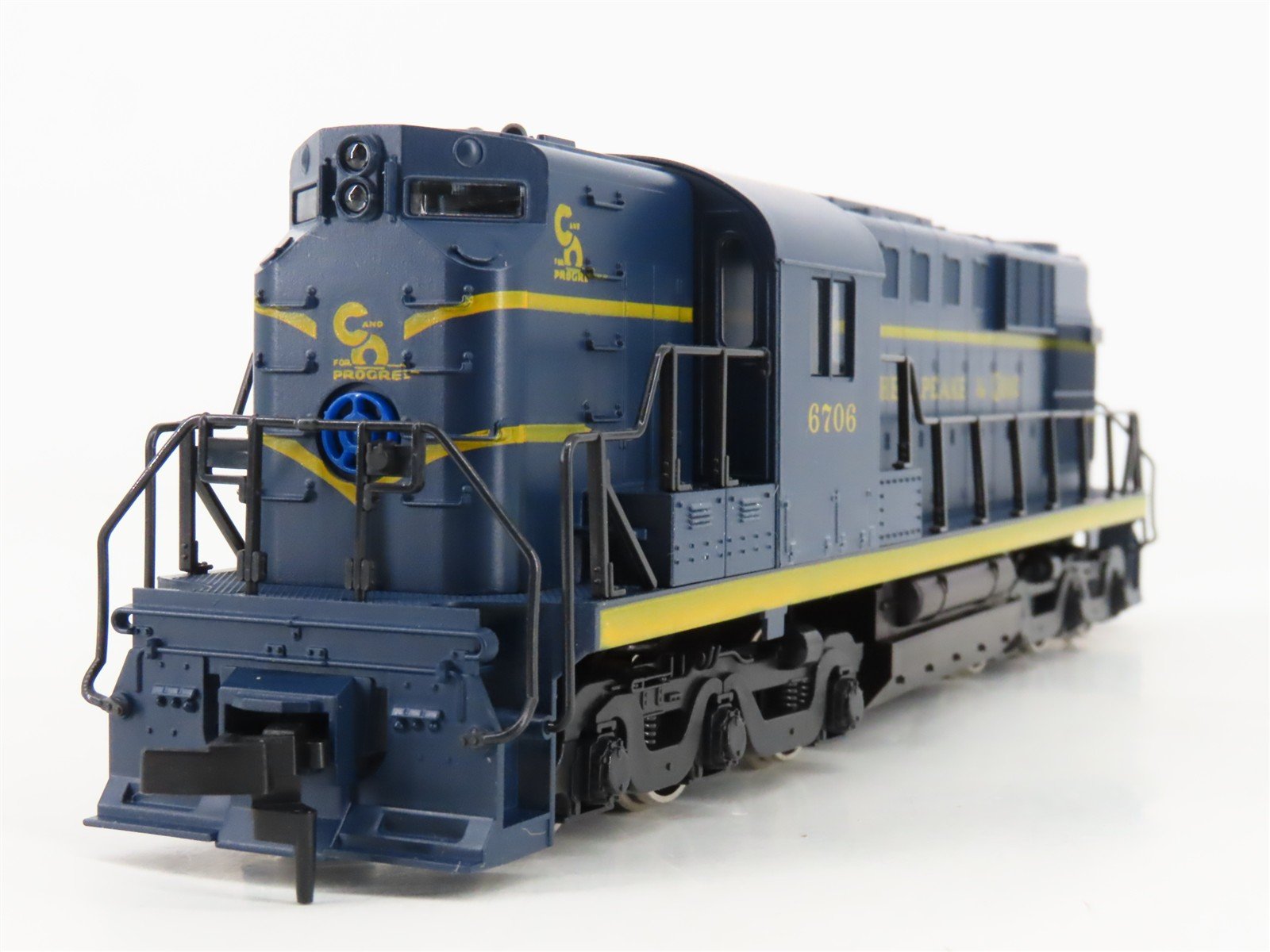 HO Scale Atlas/KATO 8003 C&O Chesapeake & Ohio ALCO RSD-12 Diesel #6706