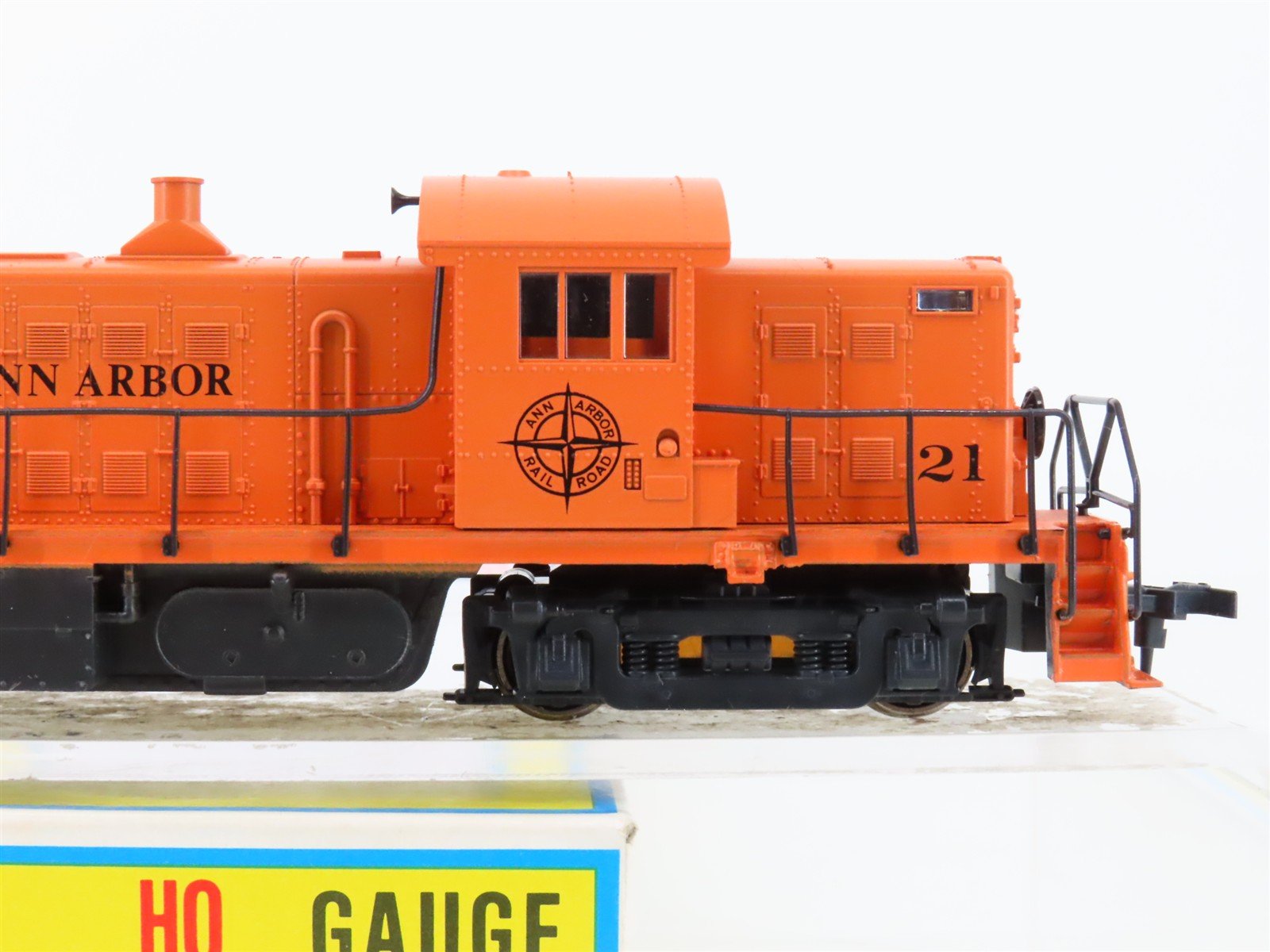HO Scale Atlas/KATO 8118 AA Ann Arbor ALCO RS-1 Diesel Locomotive #21