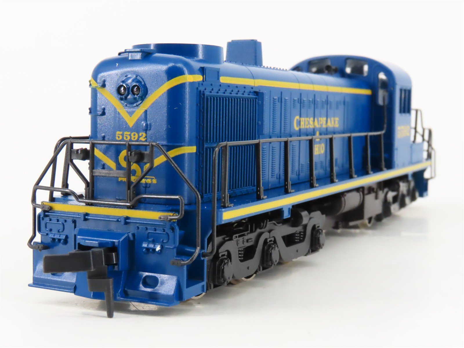 HO Scale Atlas/KATO 7082 C&O Chesapeake & Ohio ALCO RSD-4 Diesel #5592