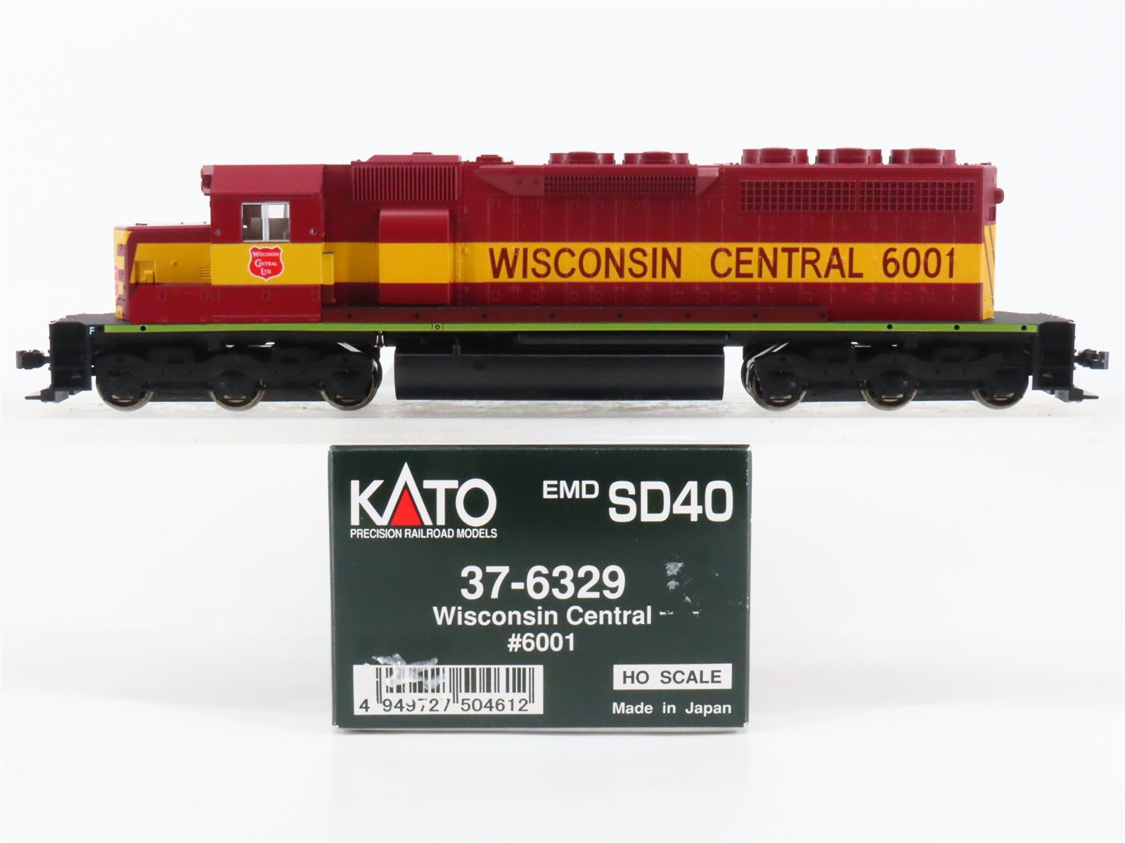 HO Scale KATO 37-6329 WC Wisconsin Central EMD SD40 Diesel #6001 - DCC Ready