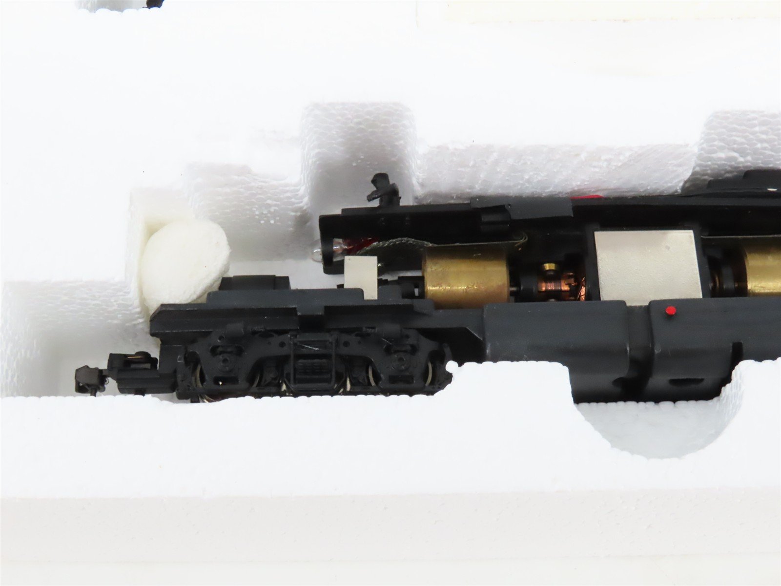 HO Scale Proto 2000 8356 WM Western Maryland EMD BL2 Diesel Locomotive #82