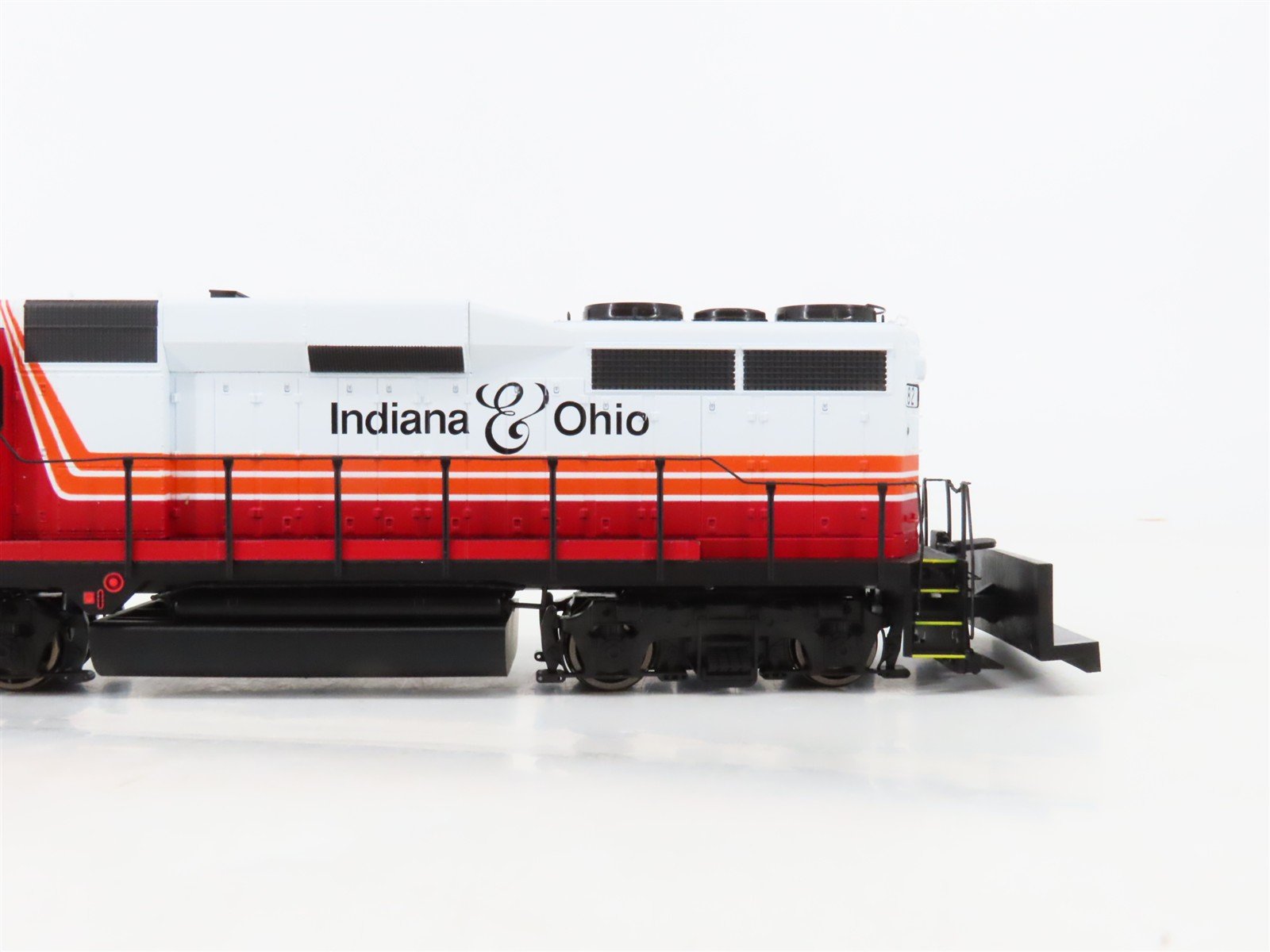 HO Scale Proto 2000 920-40163 IORY Indiana & Ohio GP30 Diesel #82 w/ DCC & Sound