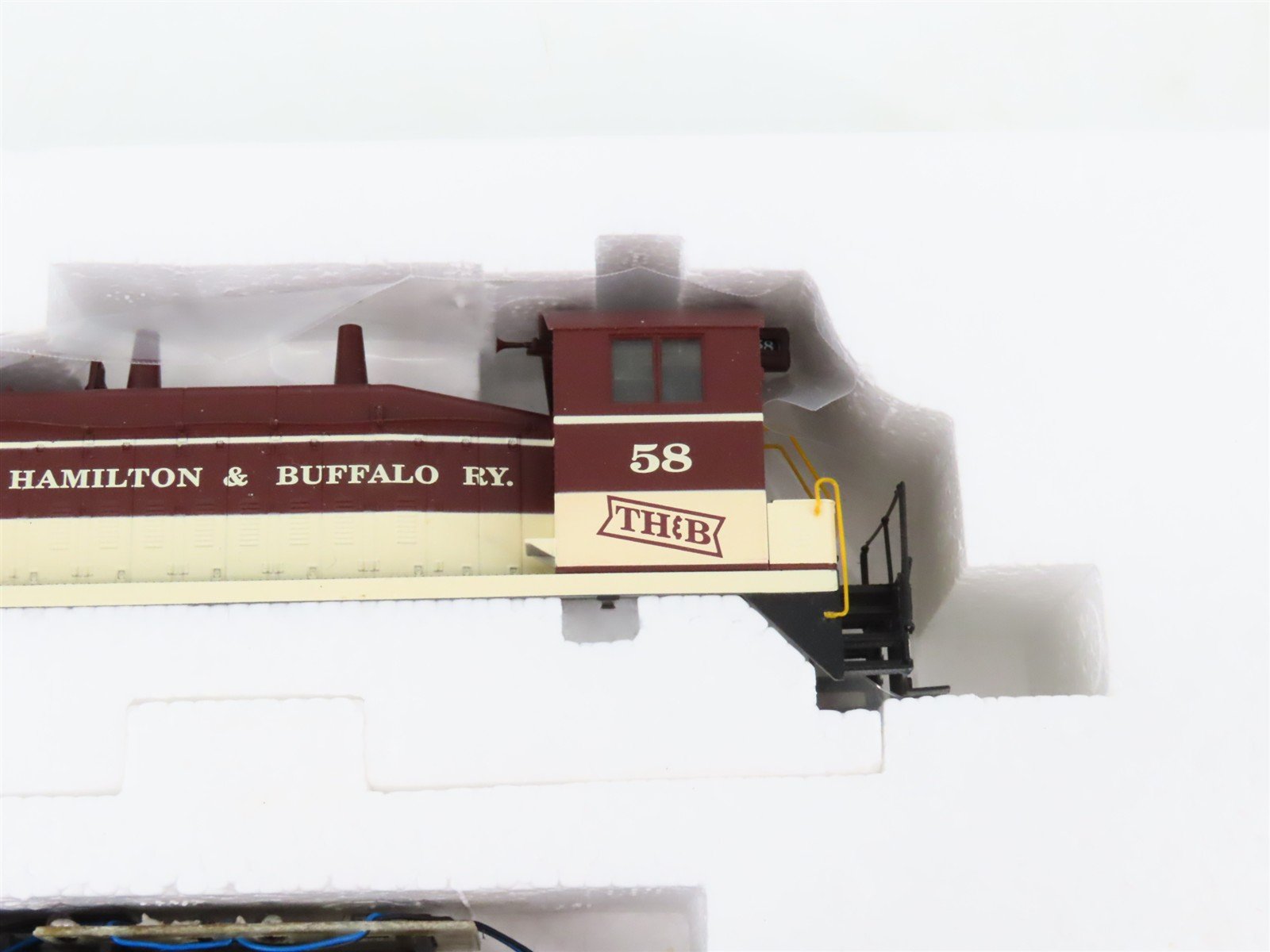 HO Proto 2000 96055 TH&B Toronto Hamilton & Buffalo EMD SW9 Diesel Switcher #58