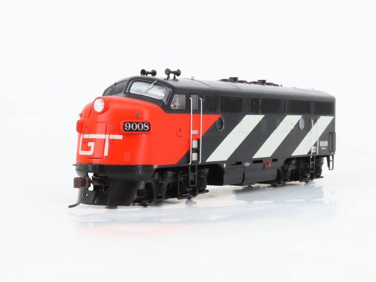HO Athearn Genesis G2626 GTW Grand Trunk Western EMD F3A/A Diesel Set #9008/9021