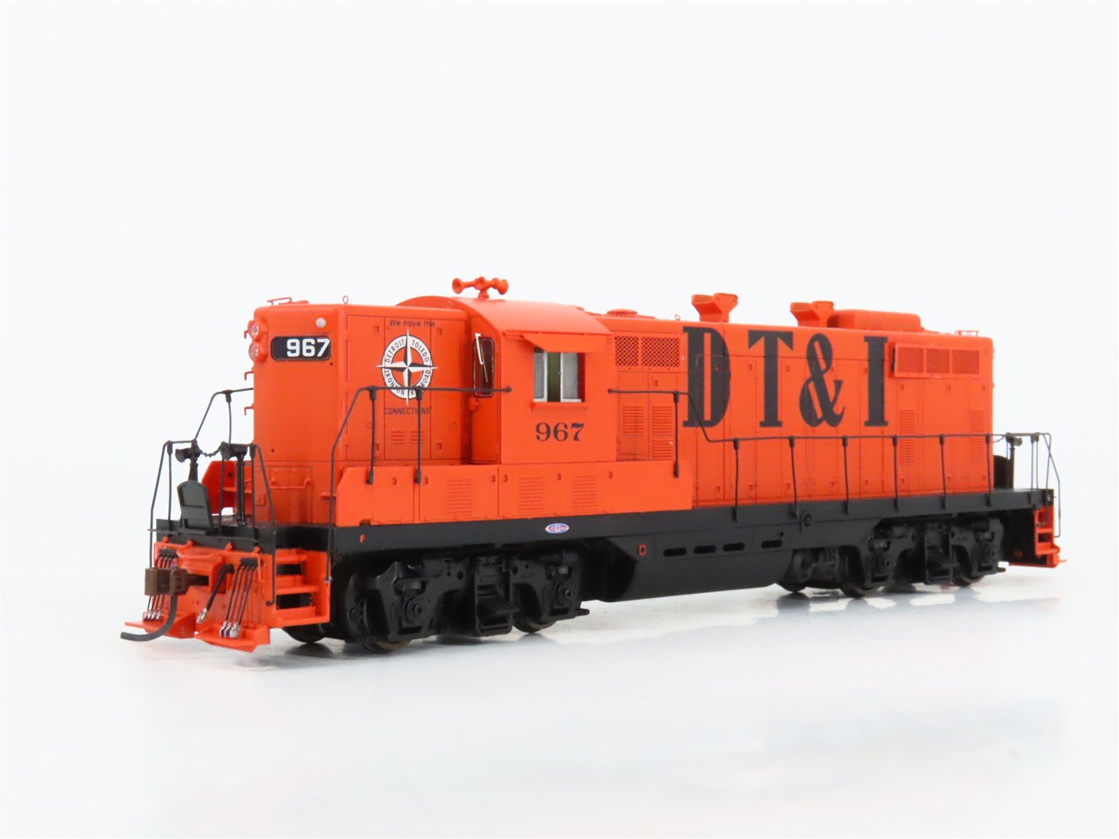 HO Scale Athearn Genesis G62721 DT&I EMD GP7 Diesel #967 w/ DCC & Sound