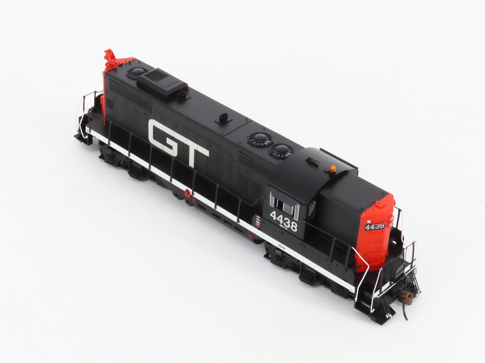 HO Scale Athearn Genesis ATHG62944 GTW EMD GP9 Diesel #4438 w/ DCC & Sound