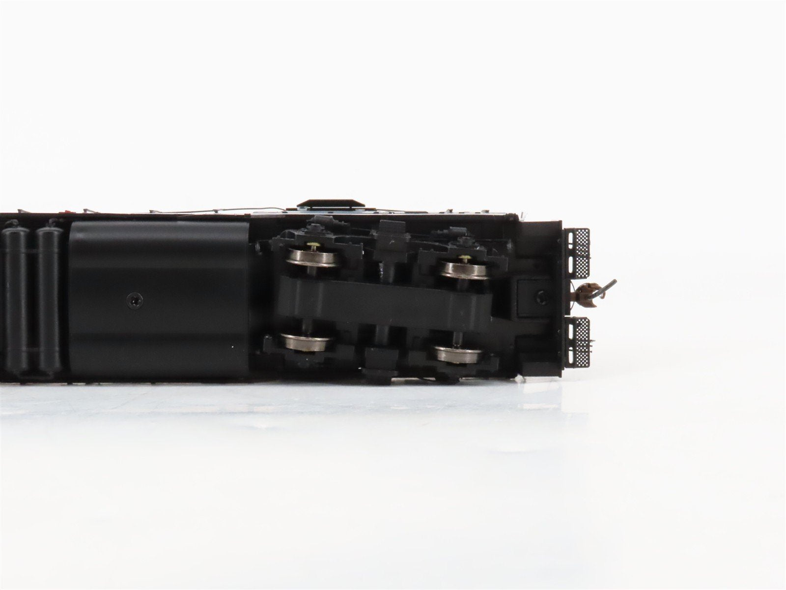 HO Scale Athearn Genesis ATHG62944 GTW EMD GP9 Diesel #4438 w/ DCC & Sound