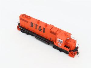HO Athearn Genesis ATHG65414 DT&I EMD GP38-2 Ph. 1 Diesel #225 w/ DCC & Sound