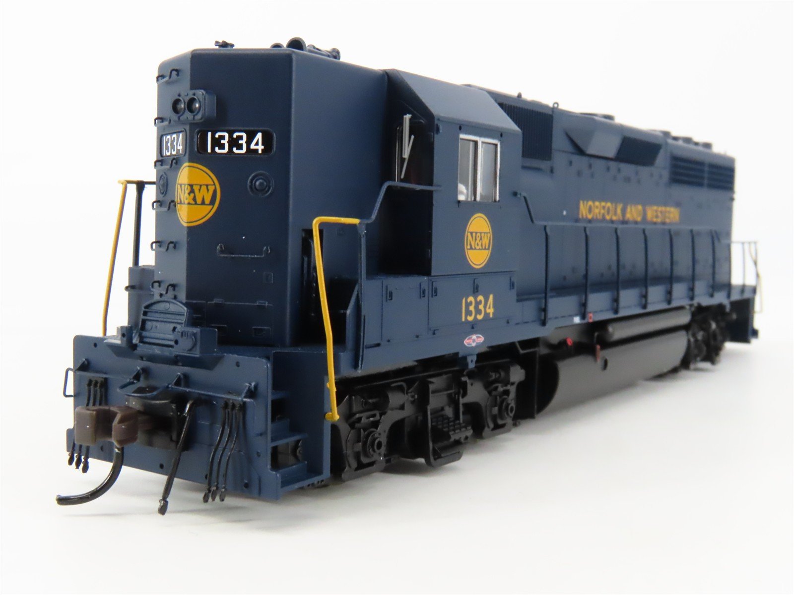 HO Atlas Master 8944 N&W Norfolk & Western GP40 High-Nose Diesel #1334 w/ DCC