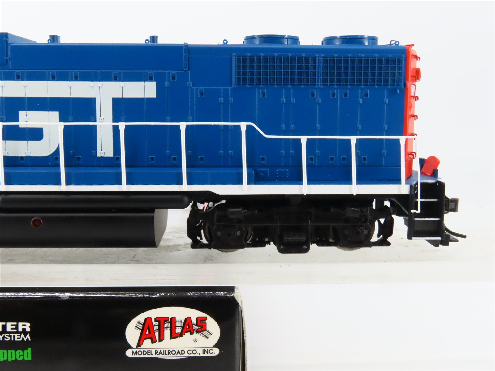 HO Scale Atlas Master 9760 GTW Grand Trunk Western EMD GP38 Diesel #6210 w/ DCC