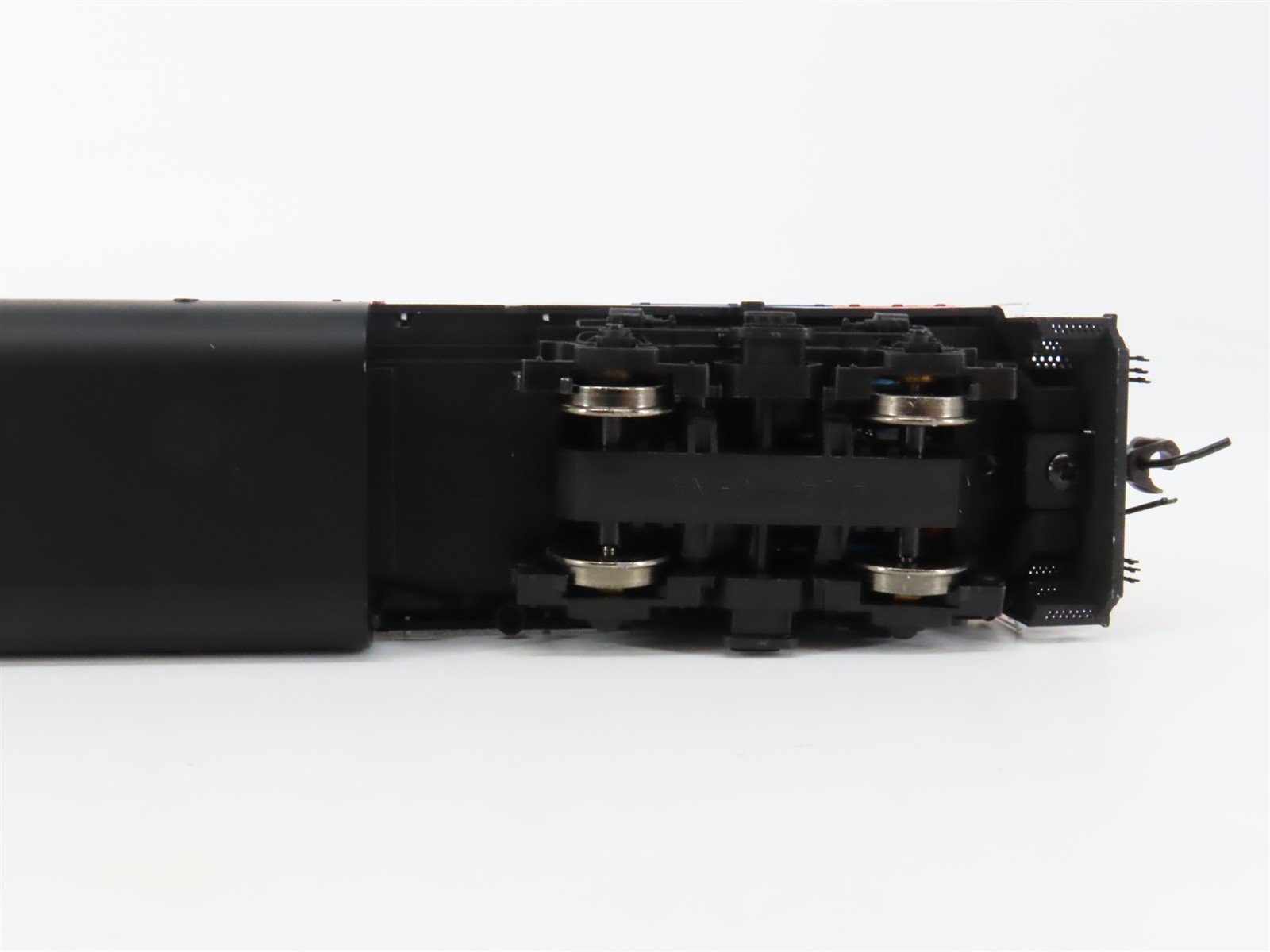 HO Scale Atlas Master 9760 GTW Grand Trunk Western EMD GP38 Diesel #6210 w/ DCC